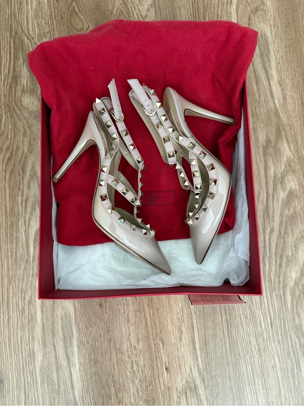 Valentino Nude Patent Leather Rockstud Pointed-Toe Slingbacks